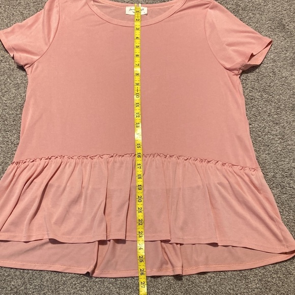Lavender Field pink ruffled short sleeve top L - Picture 15 of 16